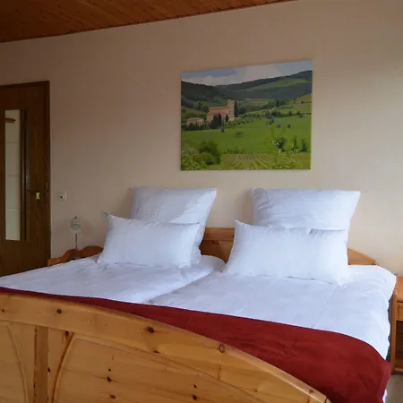 ベッド・アンド・ブレックファスト Weingut H. Gindorf