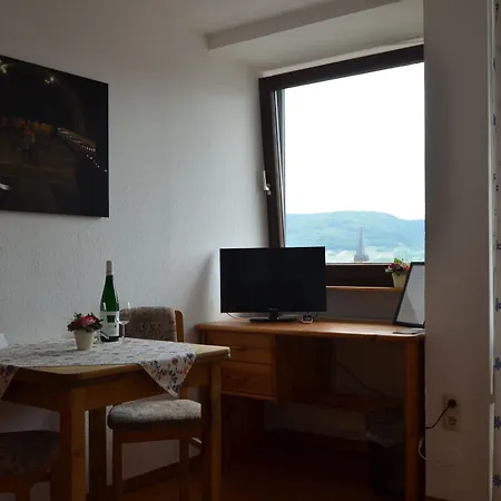 Weingut H. Gindorf リーザー