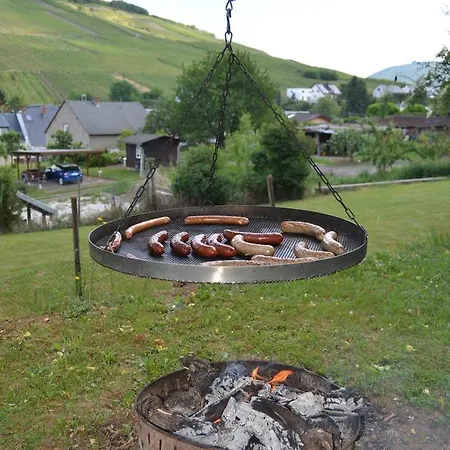 Weingut H. Gindorf 3* リーザー