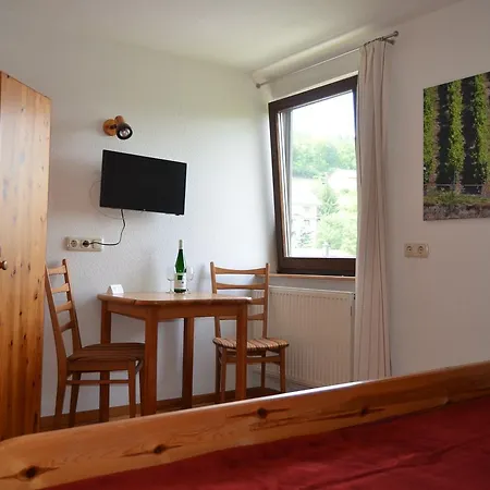 B&B Weingut H. Gindorf 3*
