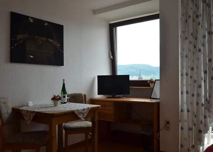 Weingut H. Gindorf リーザー